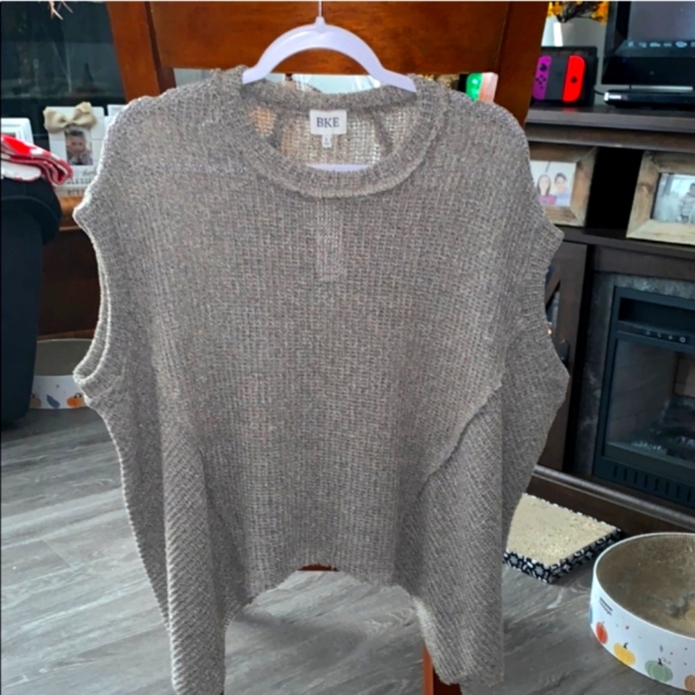 NWTS Womens BKE Gray Crew Neck Sweater with Ribbed Knit Size Small!!